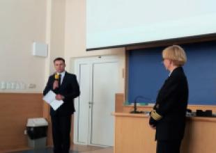 Dr hab. inż. Ireneusz Czarnowski, prof. UMG, Deputy Rector for Science and Dr Katarzyna Szelągowska-Rudzka, WZNJ. Photo: I. Dudek-Muczyńska