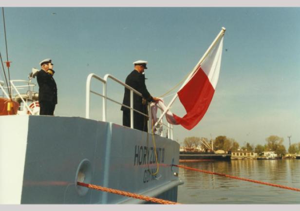 Raising the flag - 28/04/2024