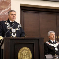 Pobieranie...