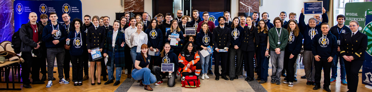 Zdjęcie grupowe z dnia otwartego