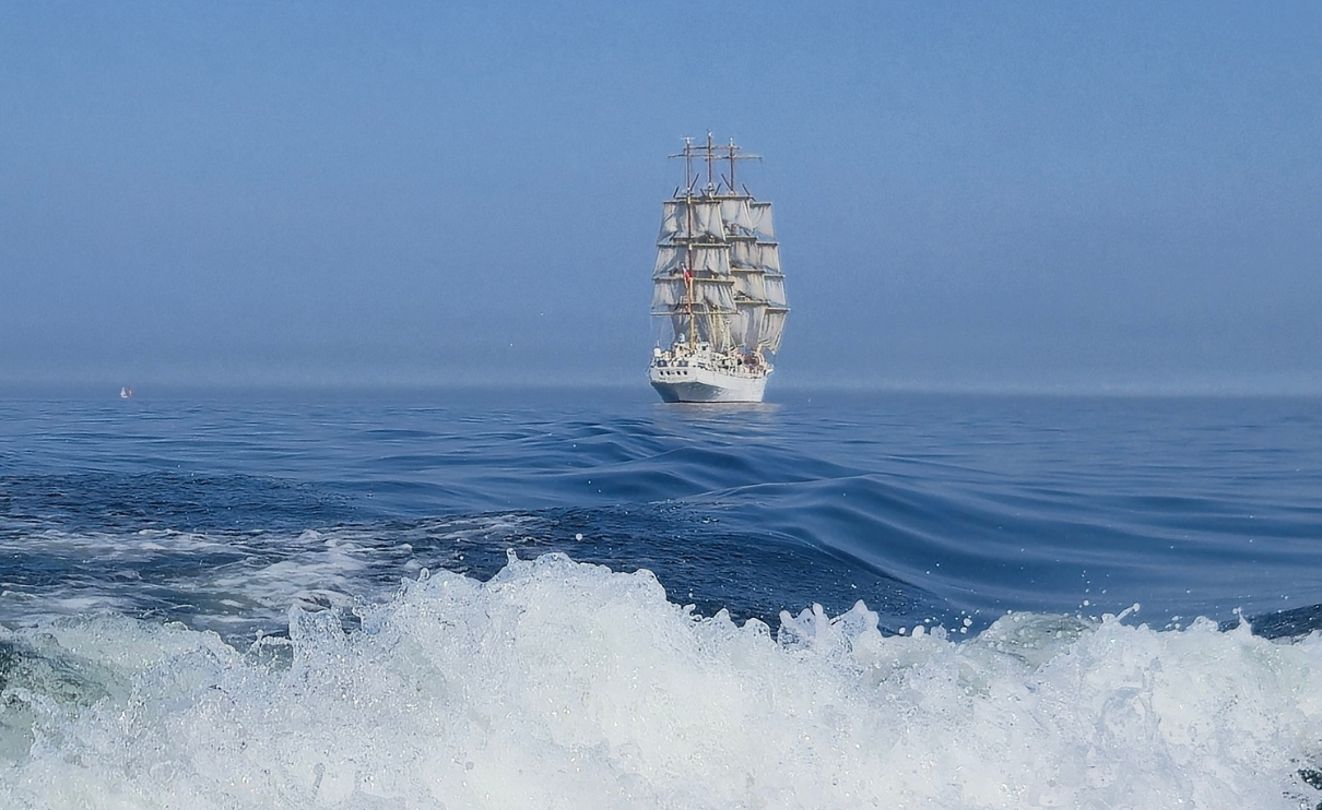 Dar Młodzieży wyruszający w rejs do USA 16.04.2026