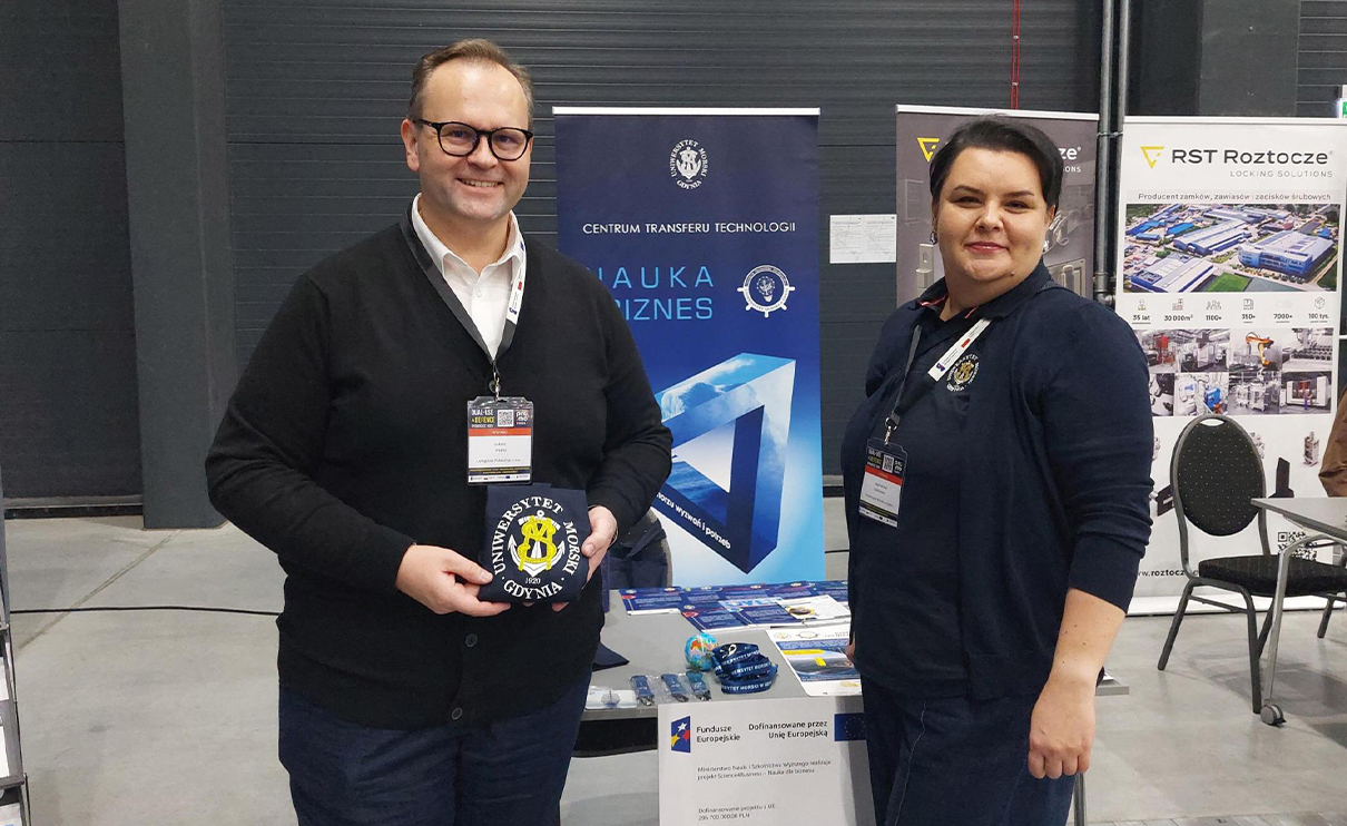 Delegacja UMG podczas Międzynarodowych Targ&oacute;w Technologii Podw&oacute;jnego Zastosowania i Obronności
