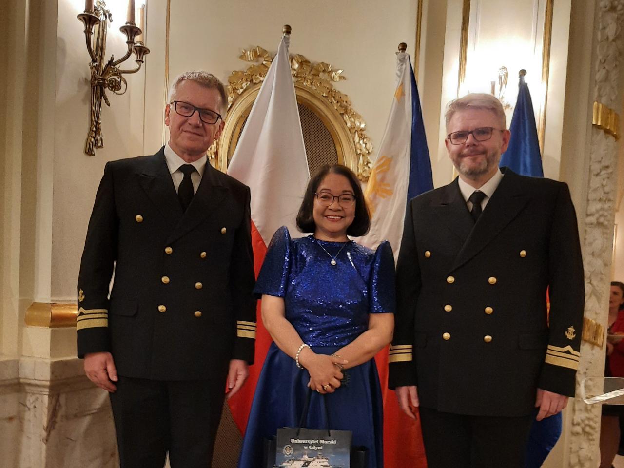 Władze UMG z wizytą w Ambasadzie Filipin