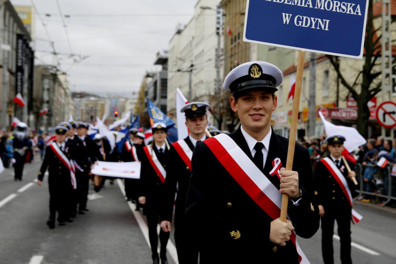 Parada Niepodległości w Gdyni, fot. Katarzyna Okońska Parada Niepodległości w Gdyni, fot. Katarzyna Okońska