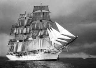 „Dar Pomorza” – nowy statek szkolny, 1930/1931.