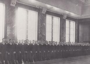 Pierwsze powojenne Święto Szkoły, 8 grudnia 1945 roku.