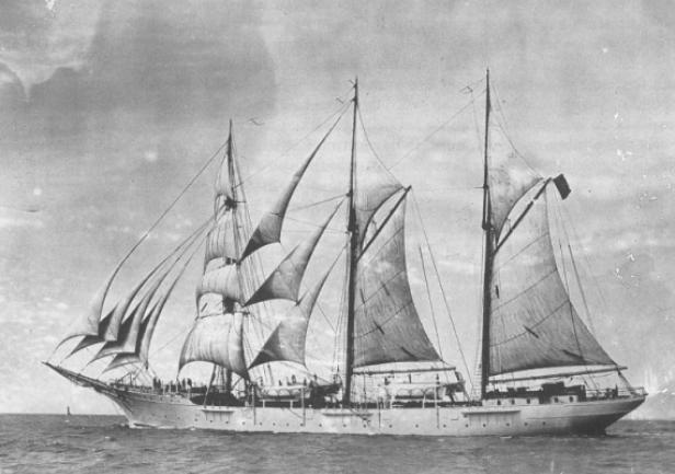 \"Mercator\" pod żaglami