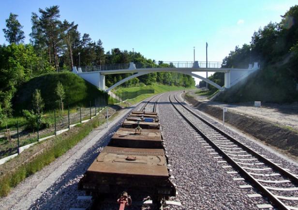 AMG uczestniczy w inwentaryzacji geodezyjnej Pomorskiej Kolei Metropolitalnej AMG uczestniczy w inwentaryzacji geodezyjnej Pomorskiej Kolei Metropolitalnej