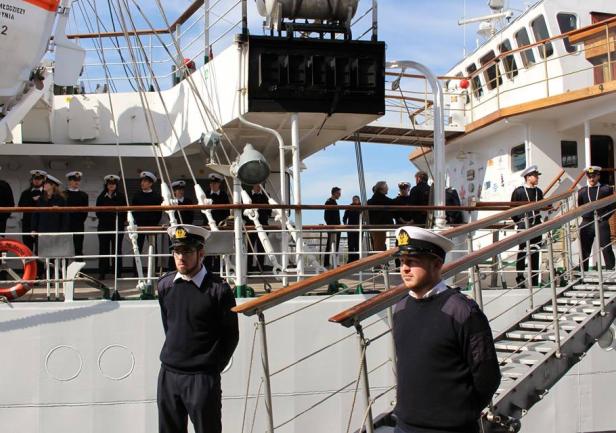 \"Dar Młodzieży\" w Antwerpii