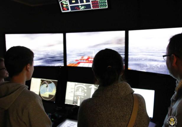 Wydział Nawigacyjny podczas 25. Finału WOŚP, fot. Katarzyna Okońska