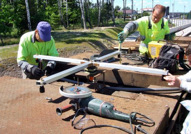 AMG uczestniczy w inwentaryzacji geodezyjnej Pomorskiej Kolei Metropolitalnej AMG uczestniczy w inwentaryzacji geodezyjnej Pomorskiej Kolei Metropolitalnej