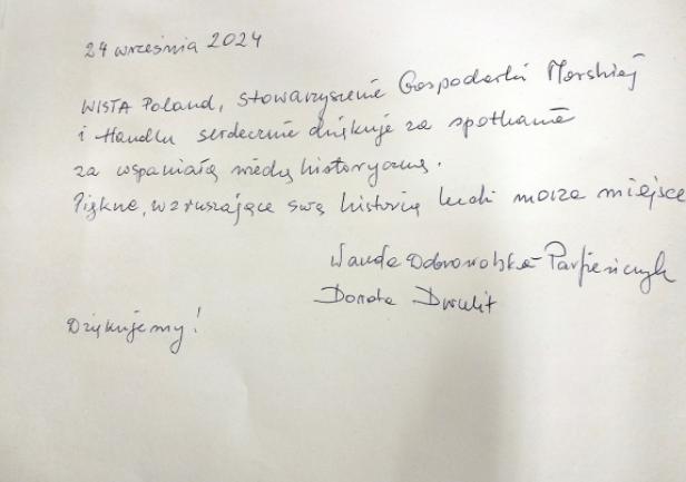 Wpis w księdze pamiątkowej Sali Tradycji