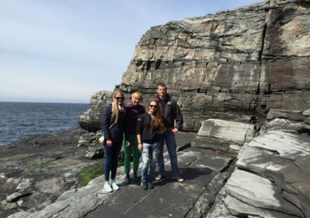 Wspólne zdjęcie przy fiordach