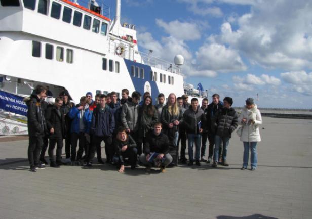 I-Akademickie-Liceum Ogólnokształcące-na-Horyzoncie II, fot. Krystyna Noga