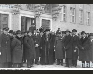 Uroczyste otwarcie Państwowej Szkoły Morskiej w Gdyni, 8 grudnia 1930 roku.