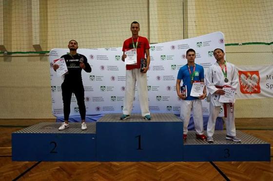 Michał Parczewski zwycięzca Akademickich Mistrzostw Polski Karate WKF 